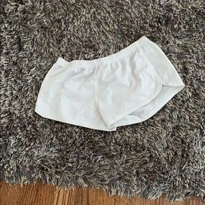 Medium white soffe shorts